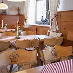 فندق Egger-stueberl 3*