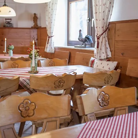 Szálloda Egger-stueberl 3*
