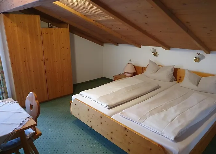 Egger-stueberl מלון 3*