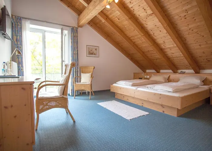 Egger-stueberl מלון