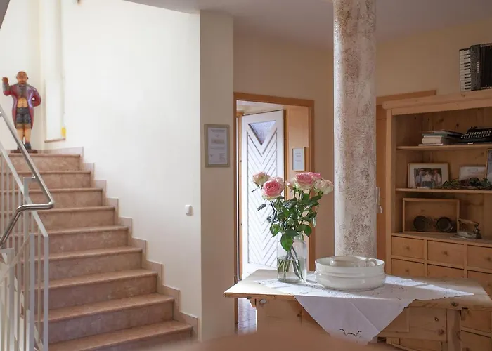 Egger-stueberl מלון